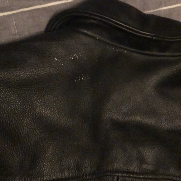 Leather jacket - Picture 3 of 3